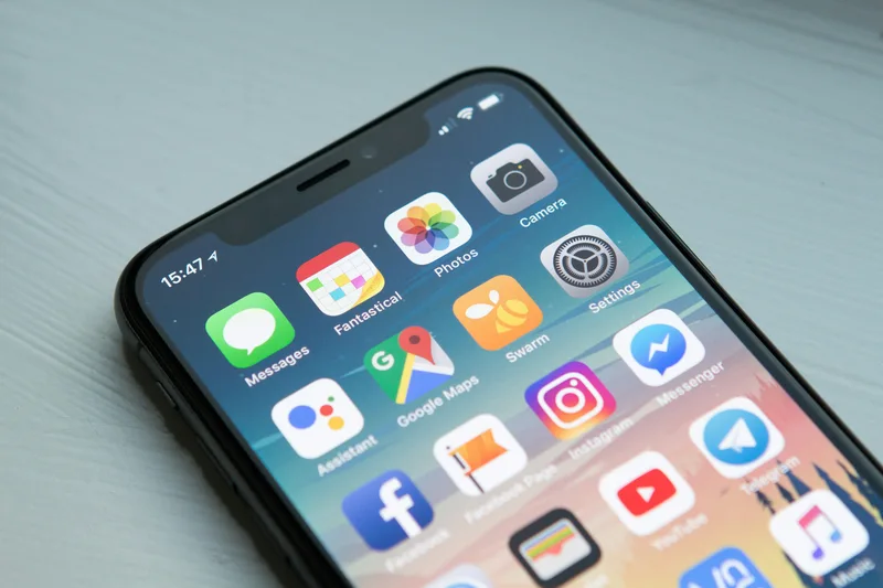 iPhone met een overzicht van apps